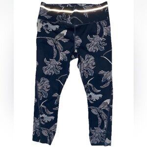 Women Athleta Navy Leggings with Light Floral Print
